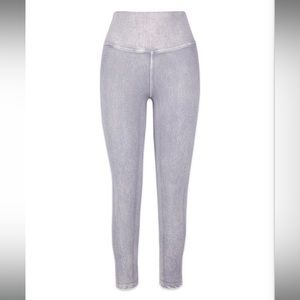 Avocado Air Grey Leggings